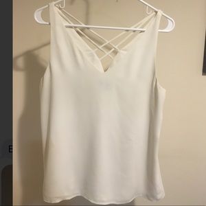 Women’s cross bank tank